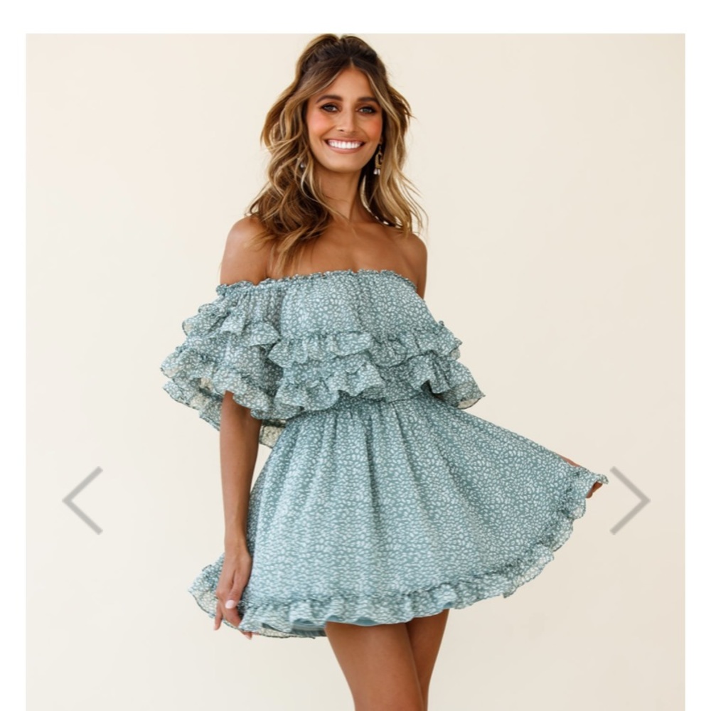 Off the shoulder mini dress. NEVER WORN. SELFIE LESLIE. Half off original price